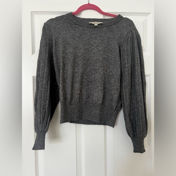 Grey loft sweater medium - Picture 1 of 6